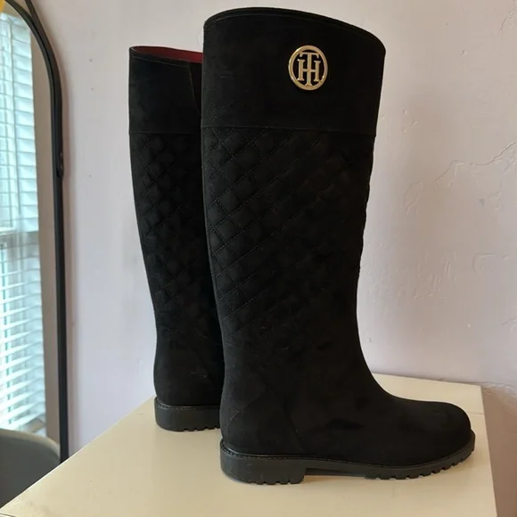 Tommy Hilfiger Black Quilted Winter Boots - Picture 4 of 7